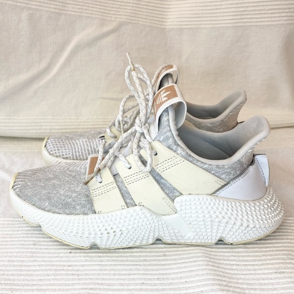 White Adidas Propheres - Picture 5 of 16